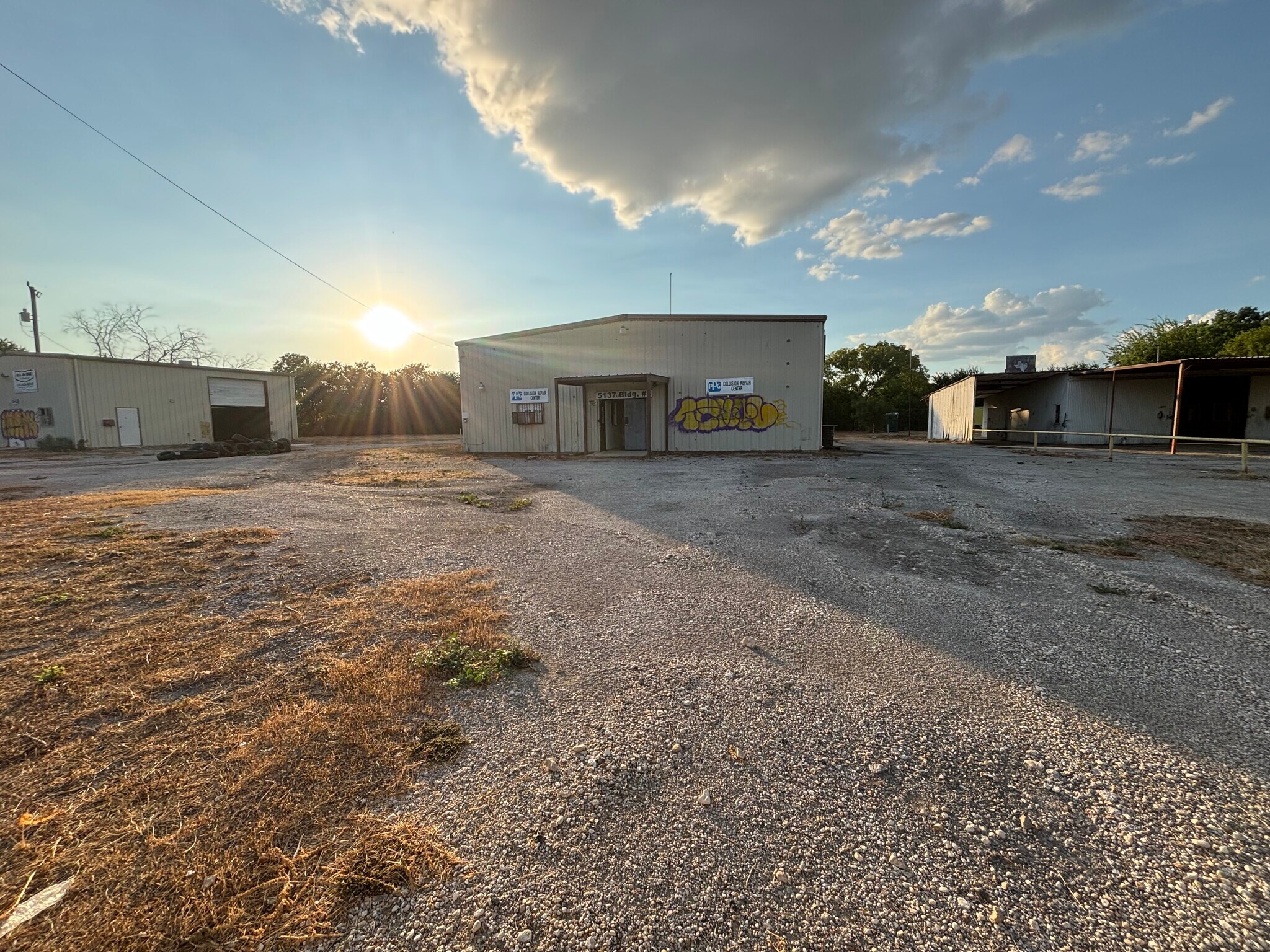 5137 Old Pearsall Rd, San Antonio, TX for Rent