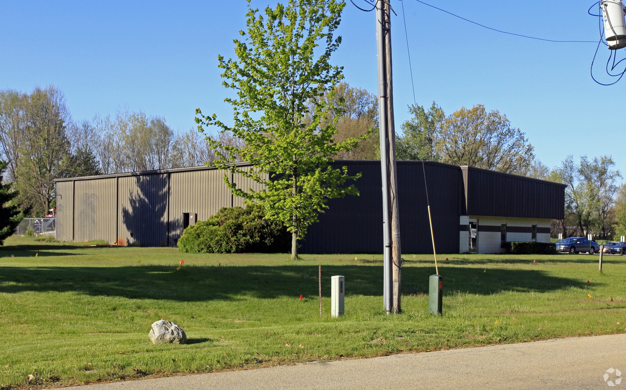 3505 Cooper Dr, Elkhart, IN for Sale