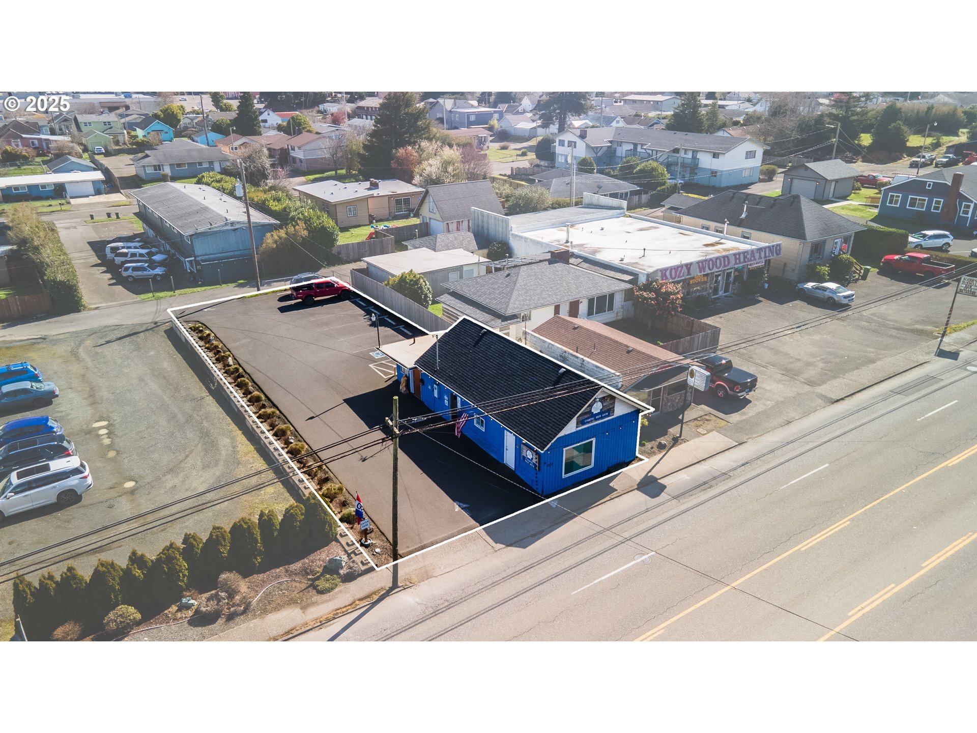 2233 Broadway Ave, North Bend, OR for Sale