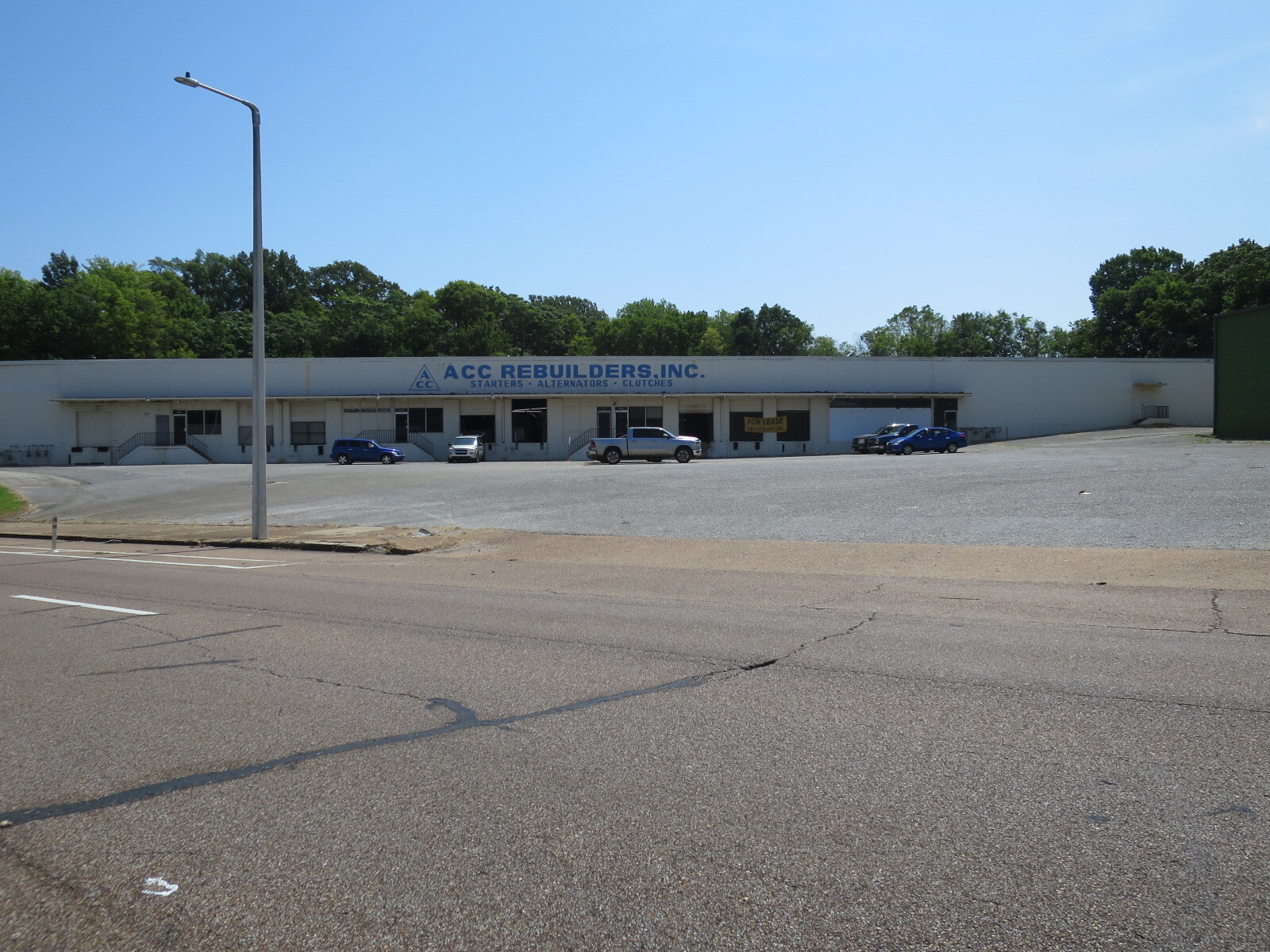 843-863 E. H. Crump Blvd, Memphis, TN for Rent