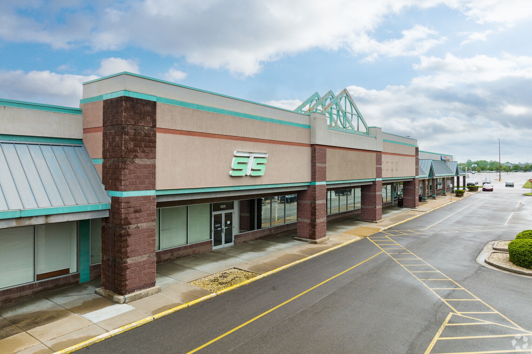 6500-6750 Manchester Ave, Saint Louis, MO for Rent