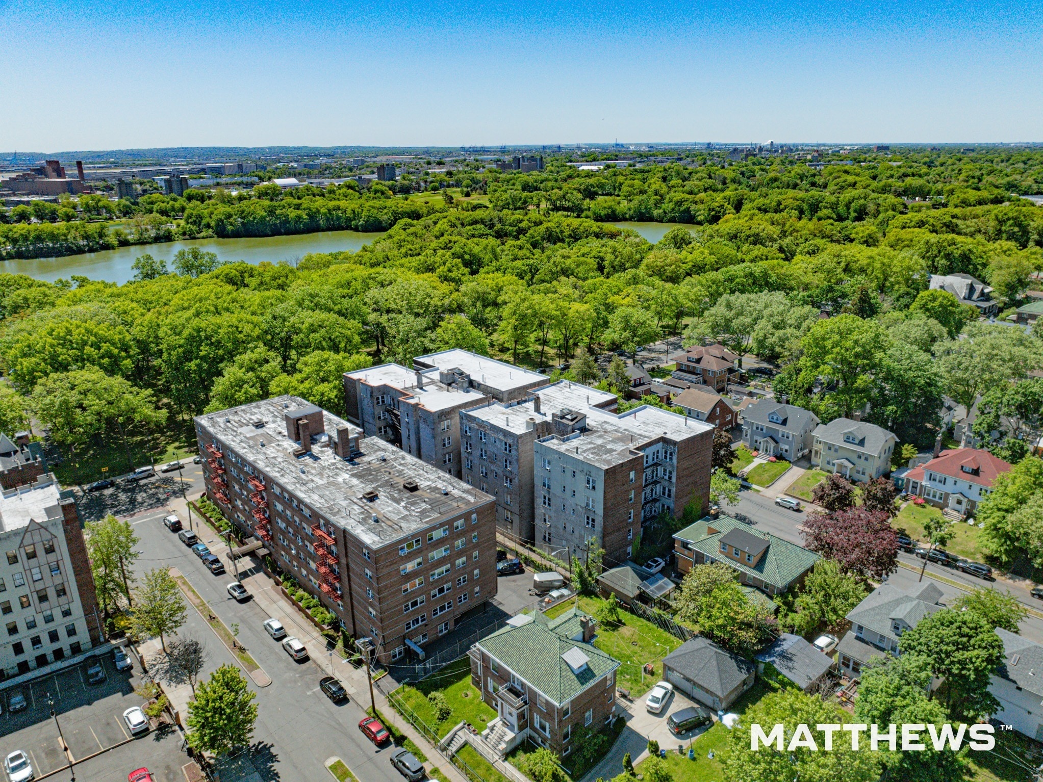 691 Elizabeth Ave, Newark, NJ for Sale