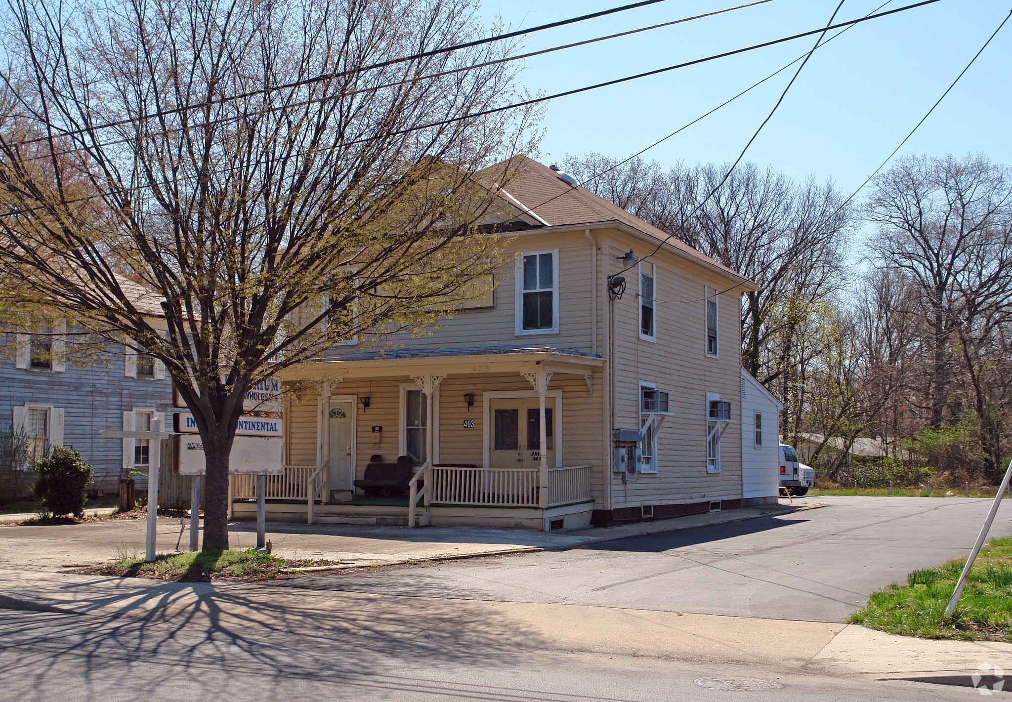 403 E Diamond Ave, Gaithersburg, MD for Sale