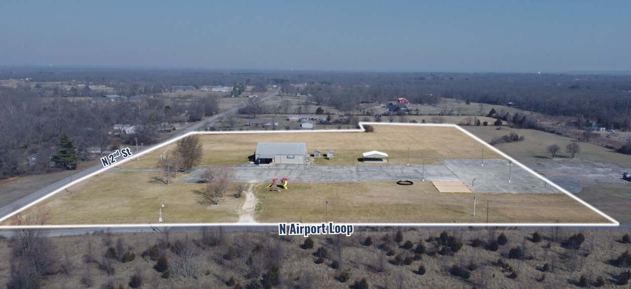 4055 N 2nd St, Rogers, AR for Sale