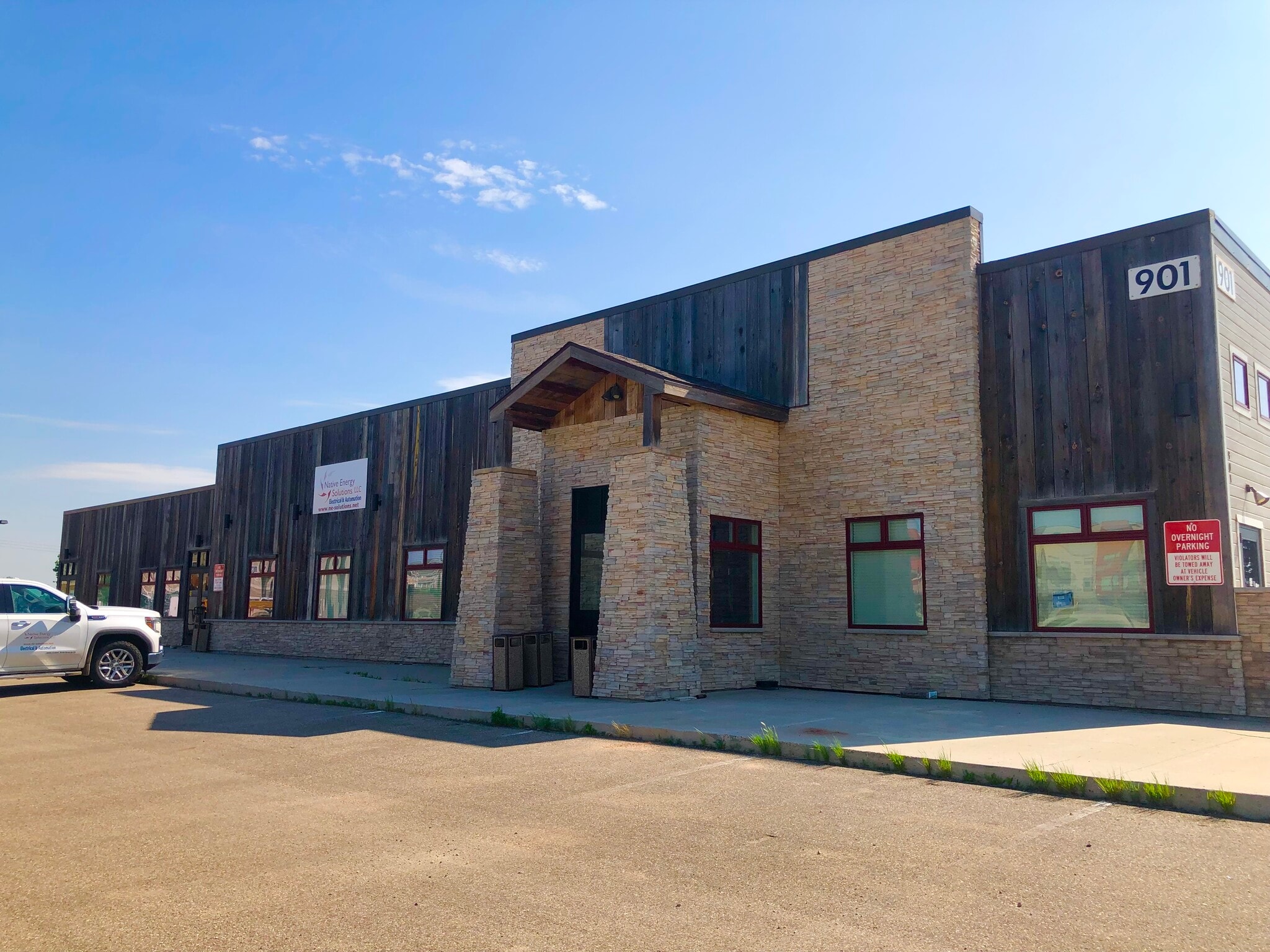 901 Elm St, Tioga, ND for Sale