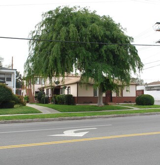 Valley Village, CA Apartments - 12036 Magnolia Blvd