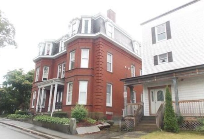 7 Sycamore St, Worcester, MA for Sale