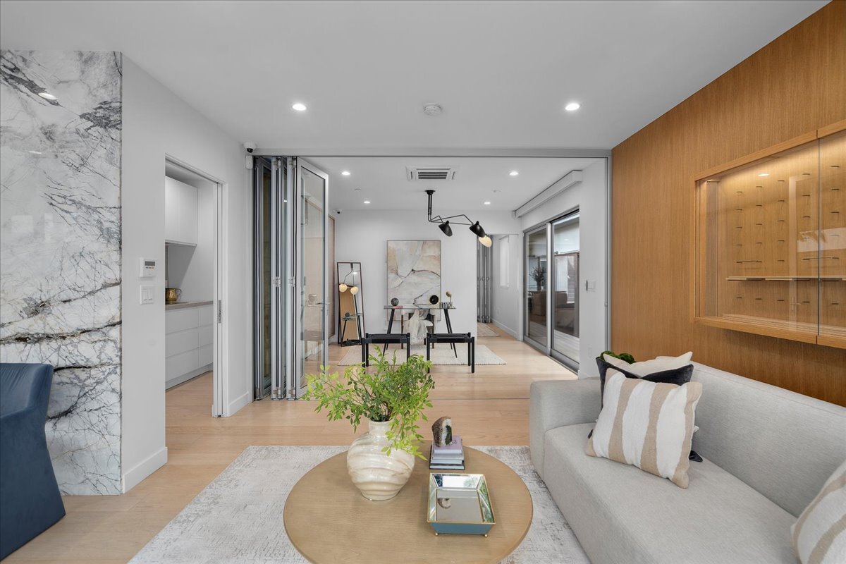 541 Rose Ave, Venice, CA for Sale