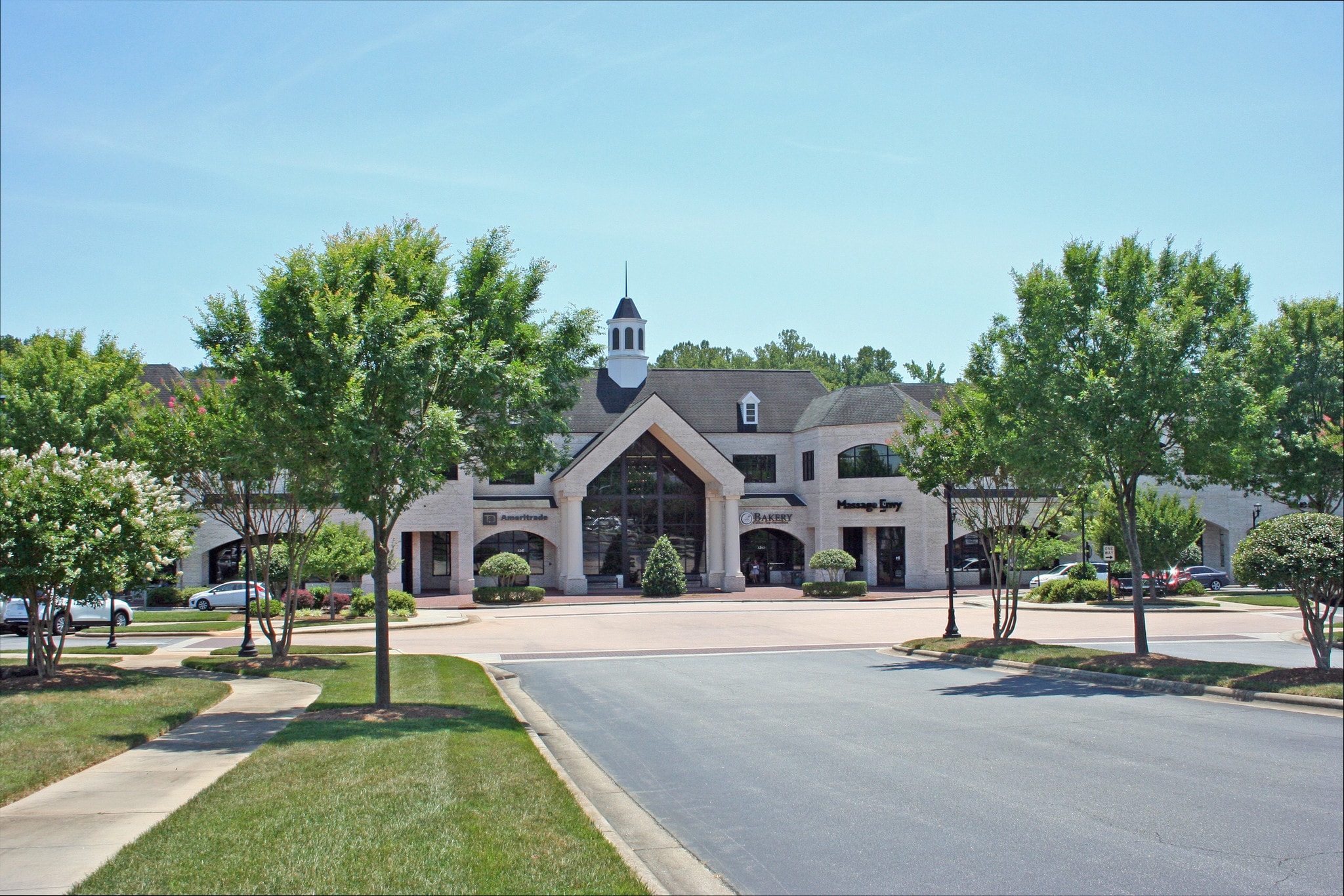 1255 Creekshire Way, Winston-Salem, NC for Rent