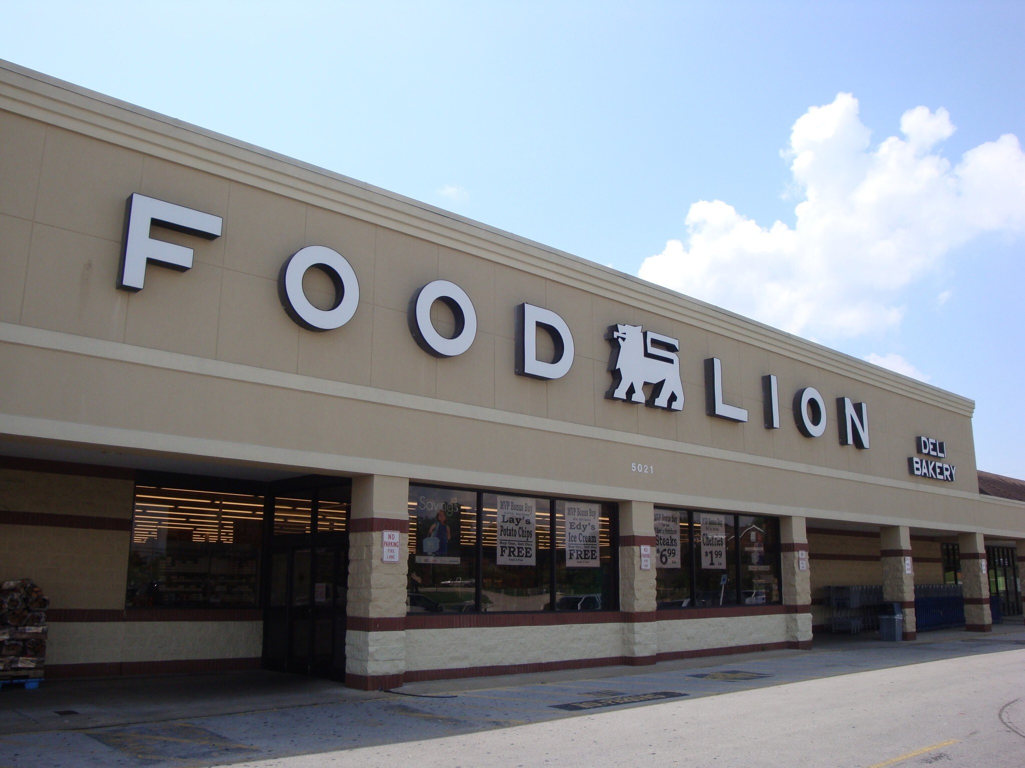 5021 Trotwood Ave, Columbia, TN for Rent