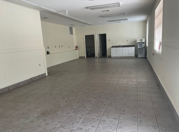 1610 Saybrook Rd, Haddam, CT for Rent
