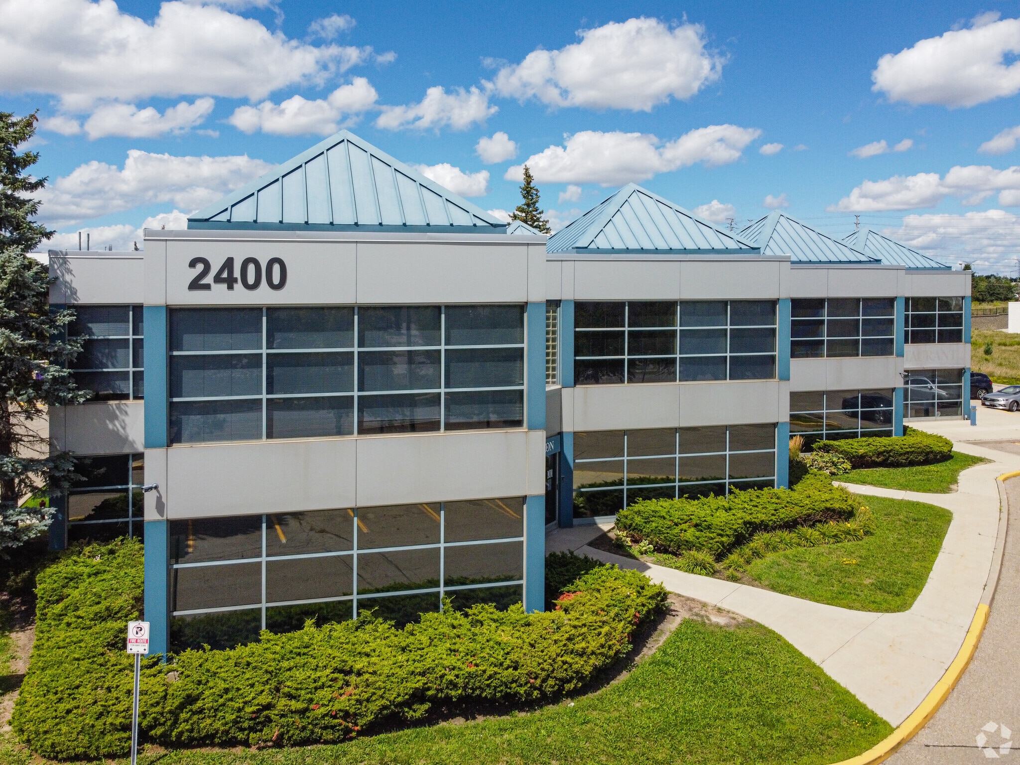 2400 Meadowpine Blvd, Mississauga, ON for Rent