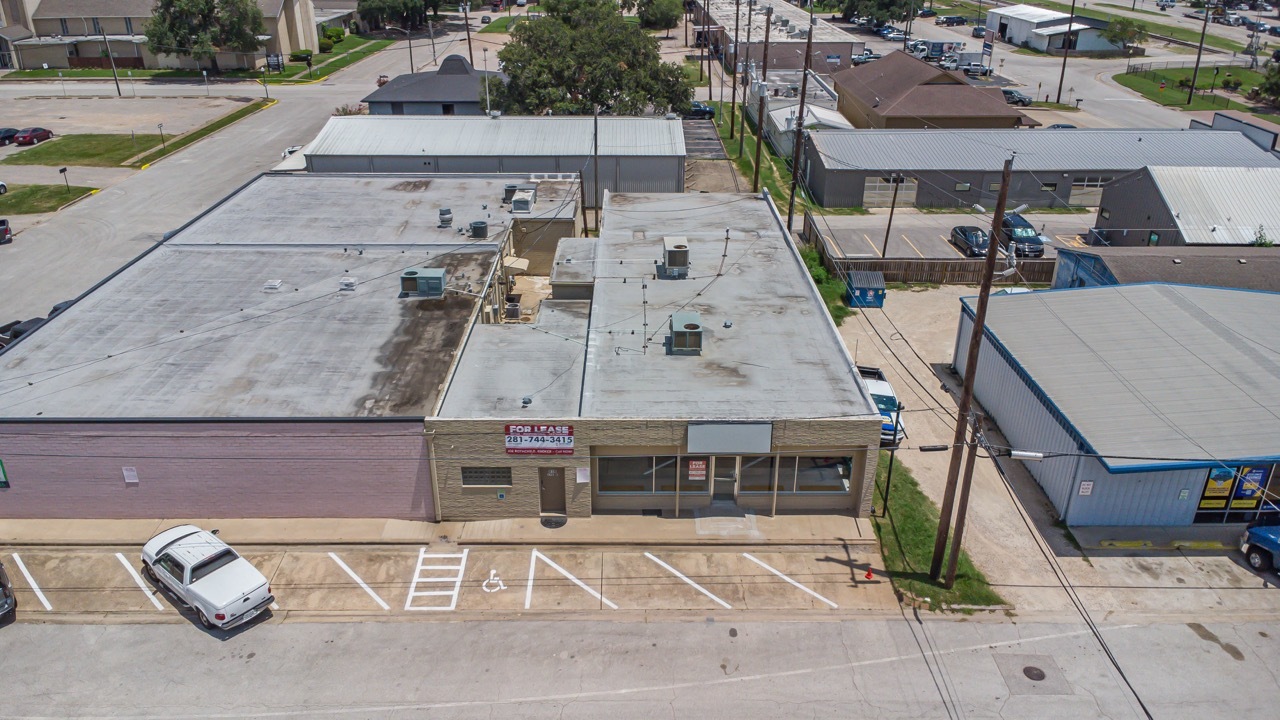 818 Avenue B, Katy, TX for Rent