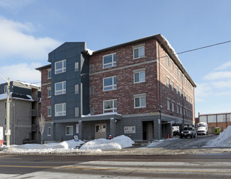 Waterloo, ON Apartments - 39-41 Columbia St W