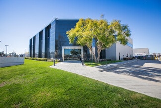 Santa Ana, CA Industrial - 3220 S Fairview St