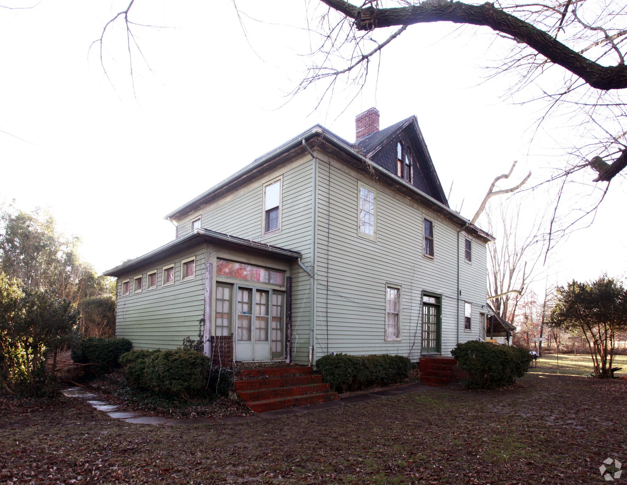 8277 E Main St, Marshall, VA for Rent