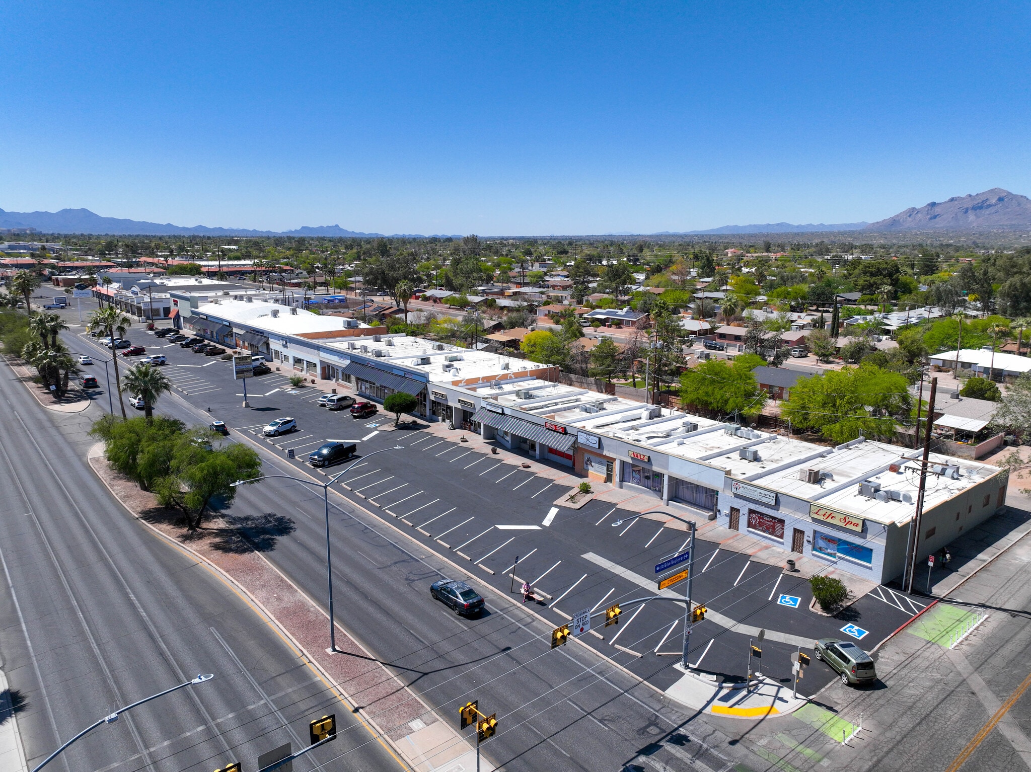 4805-4897 E Speedway Blvd, Tucson, AZ for Rent