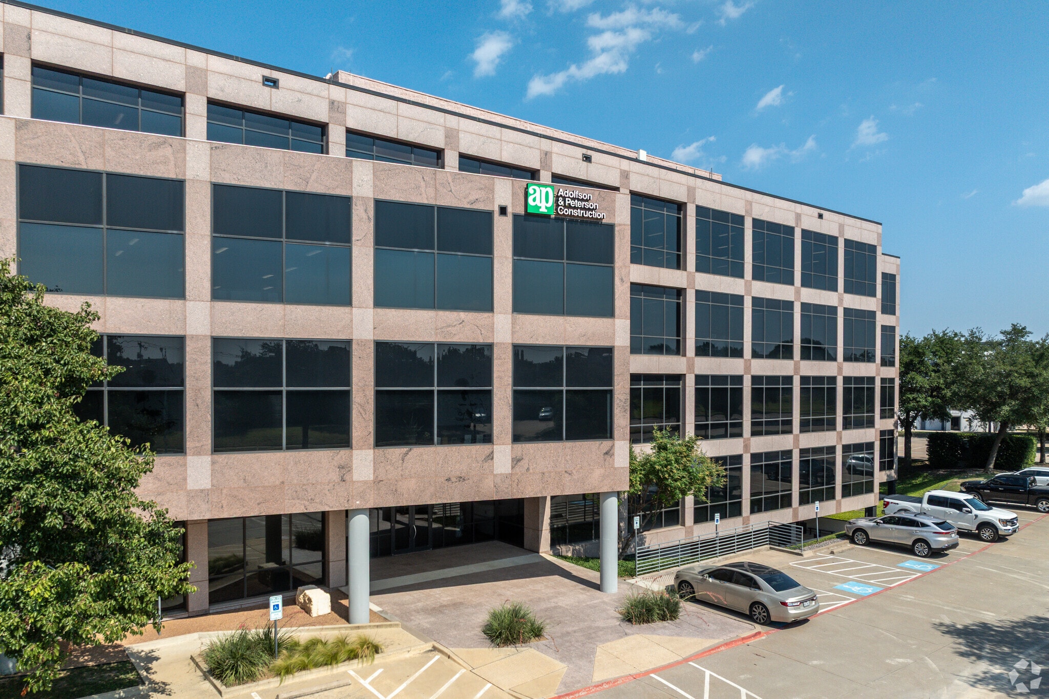 1600 N Collins Blvd, Richardson, TX for Rent