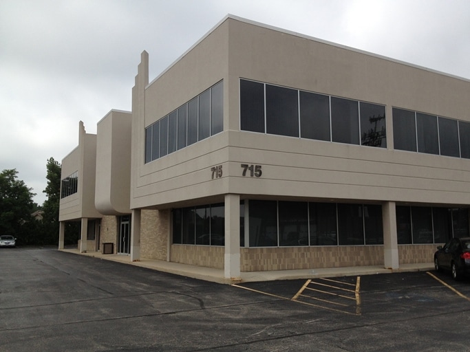 715 W Lake St, Addison, IL for Rent