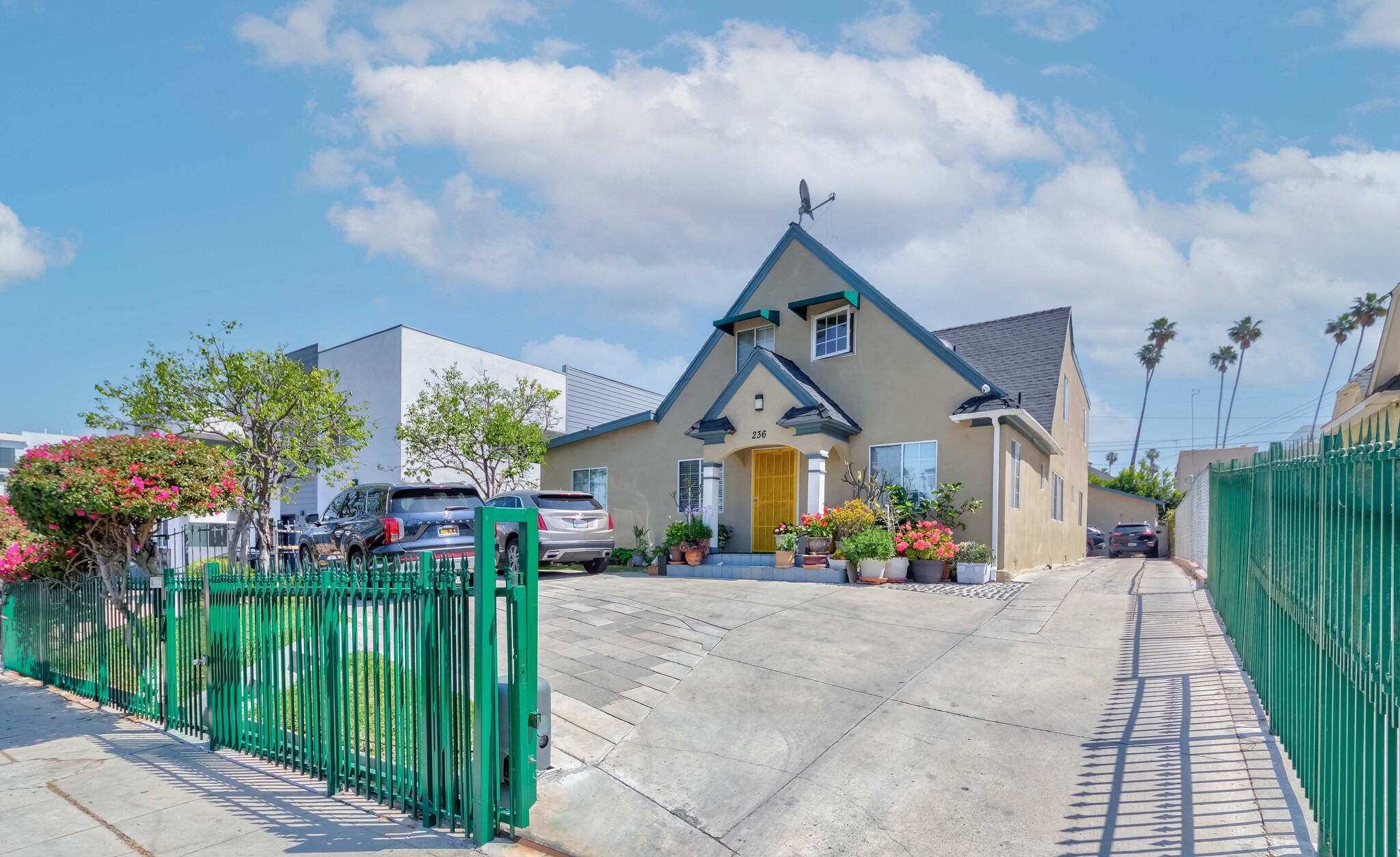 236 N Catalina St, Los Angeles, CA for Sale