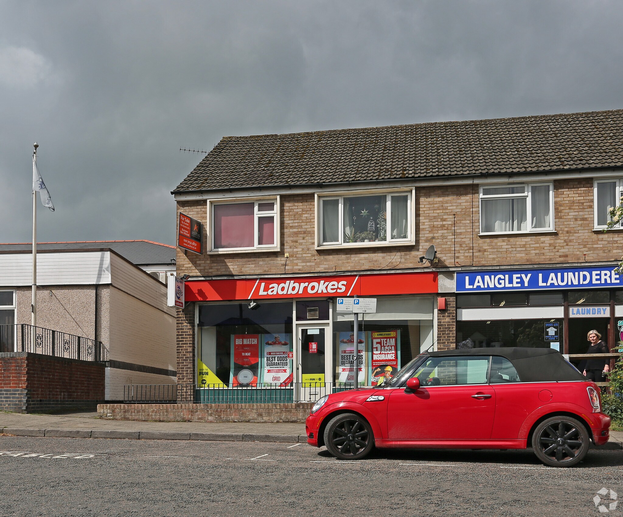 11-13 Hempstead Rd, Kings Langley, HRT for Sale
