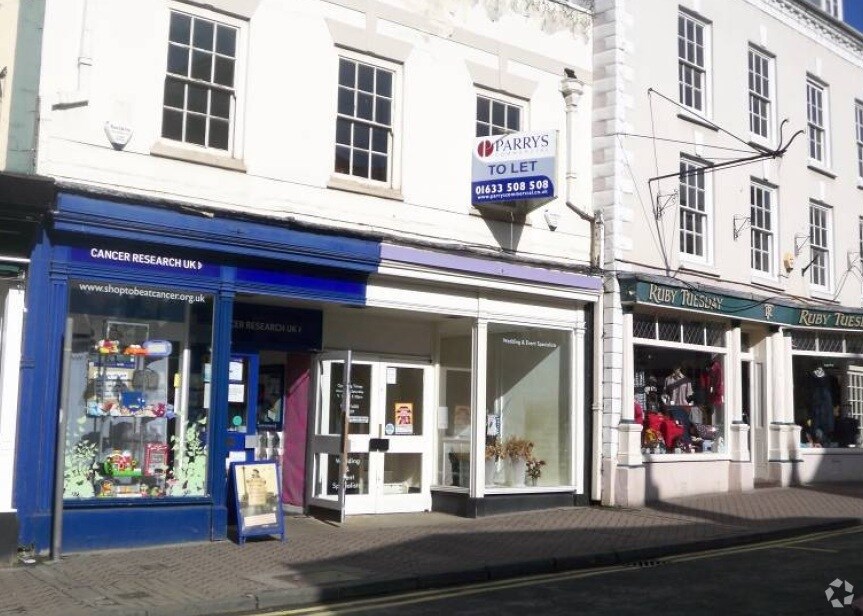 20-21 Agincourt Sq, Monmouth, BGW for Rent