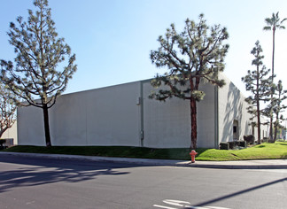 Orange, CA Industrial - 811-827 N Main St