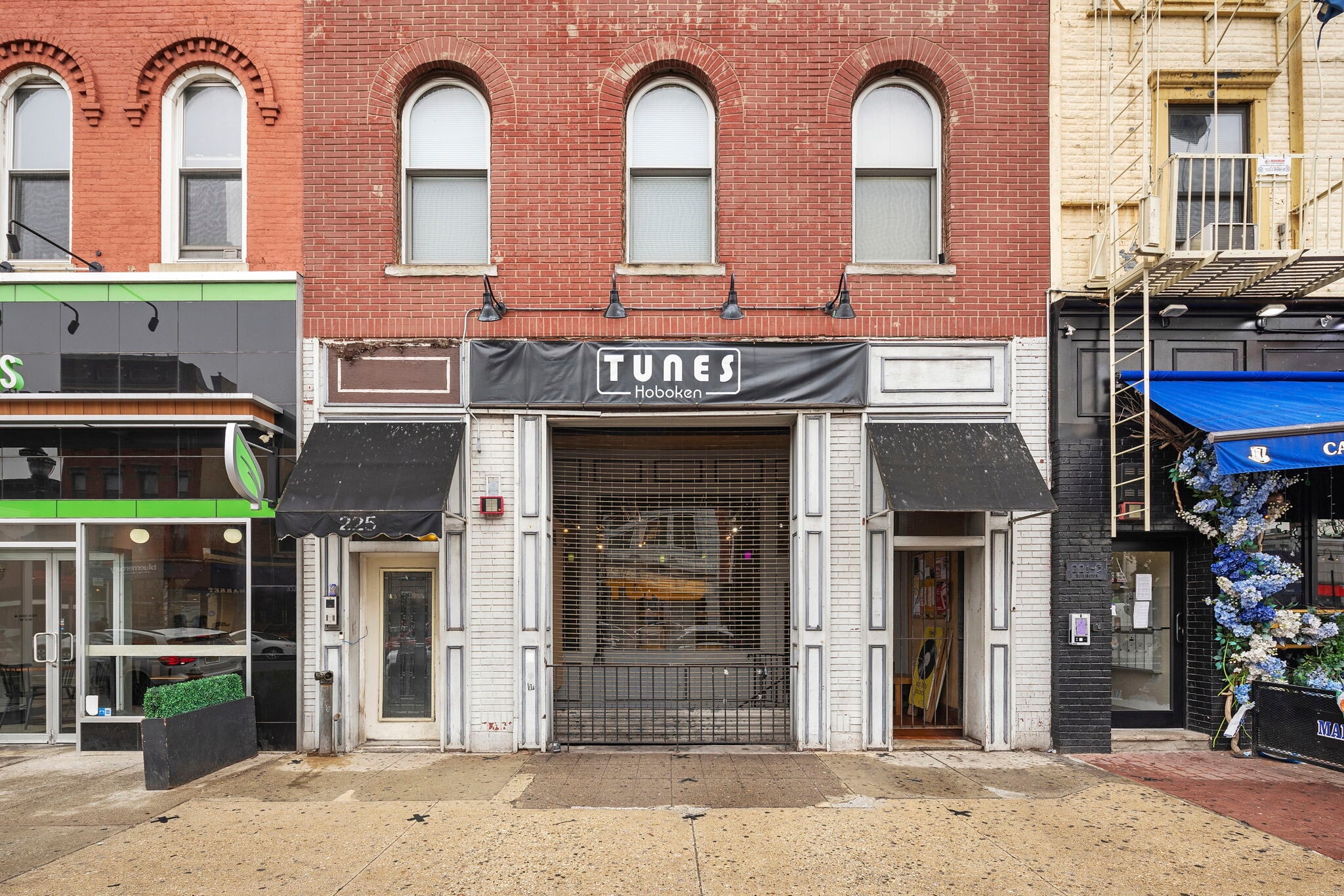 225 Washington St, Hoboken, NJ for Sale