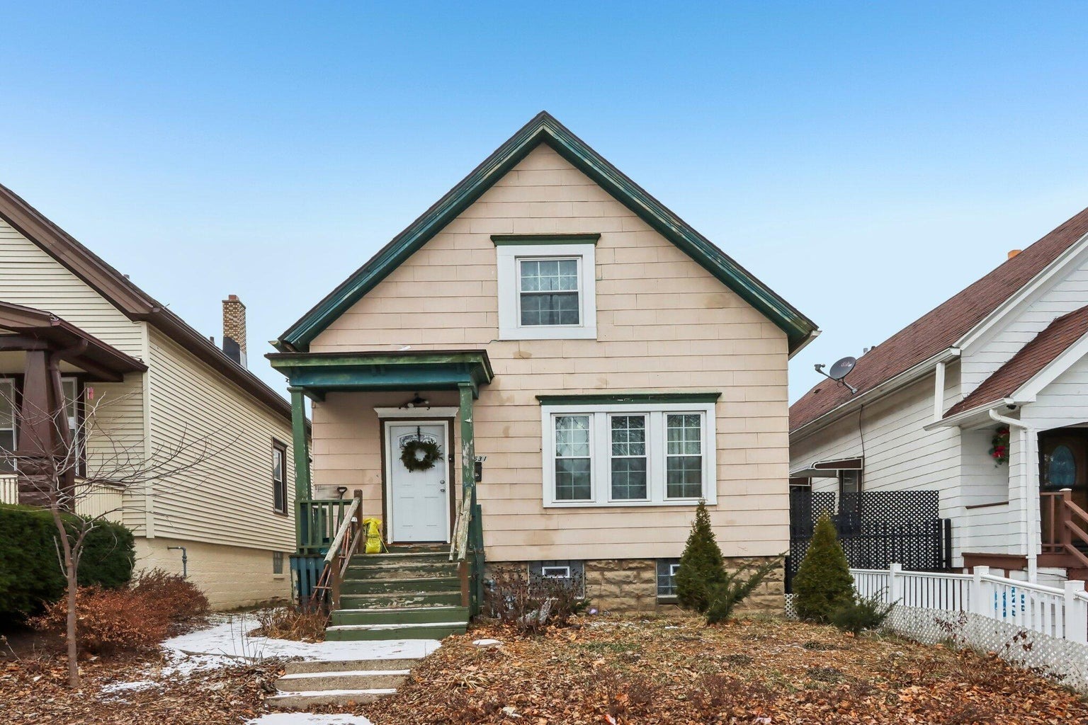 1531 S 23rd St, Milwaukee, WI for Sale