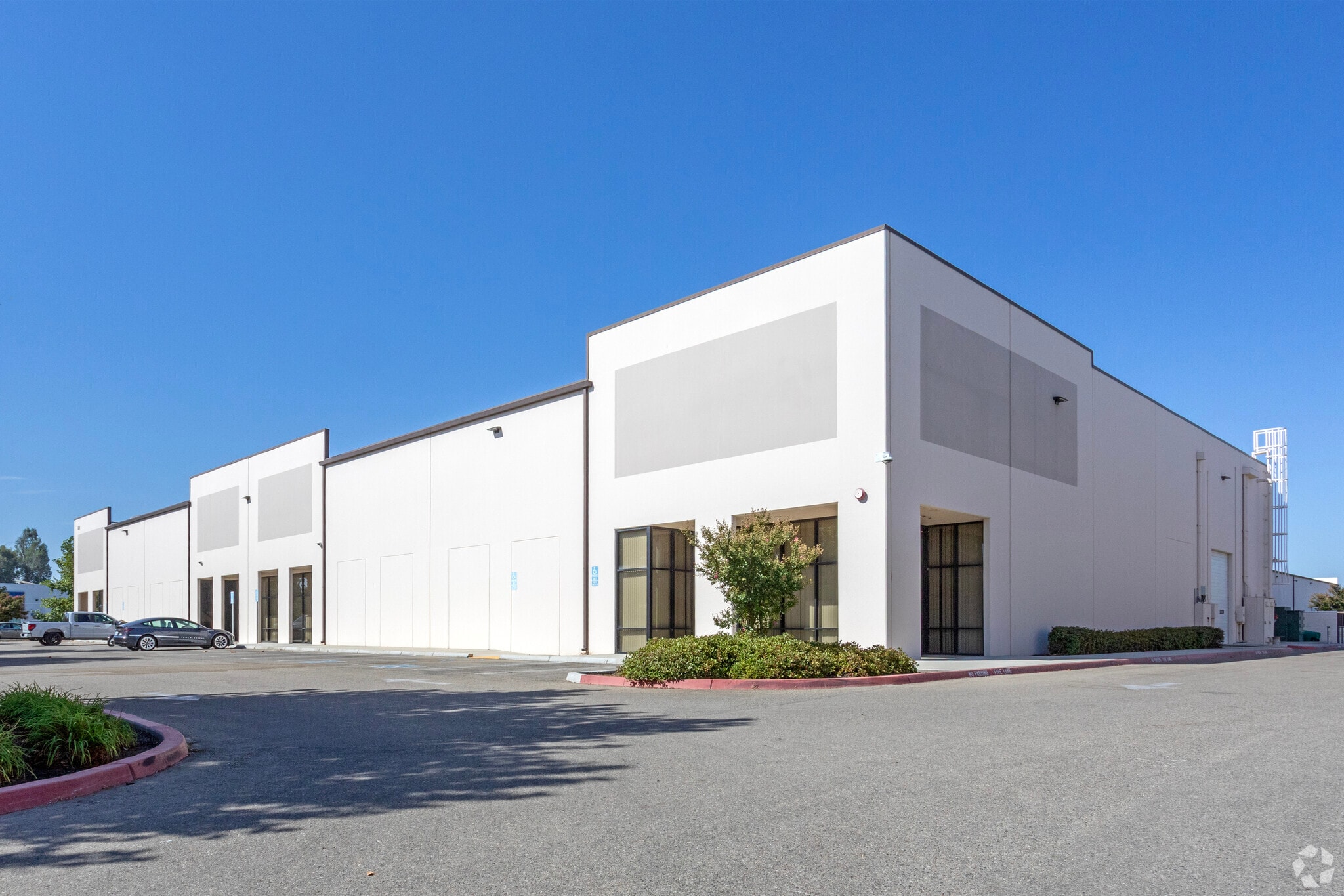 651 N Armstrong Ave, Fresno, CA for Rent