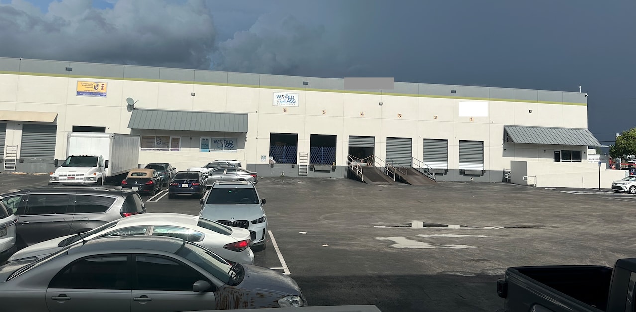 8405-8435 NW 74th St, Medley, FL for Rent