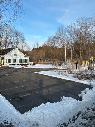 Troy, NY undefined - 1011 Hoosick Rd