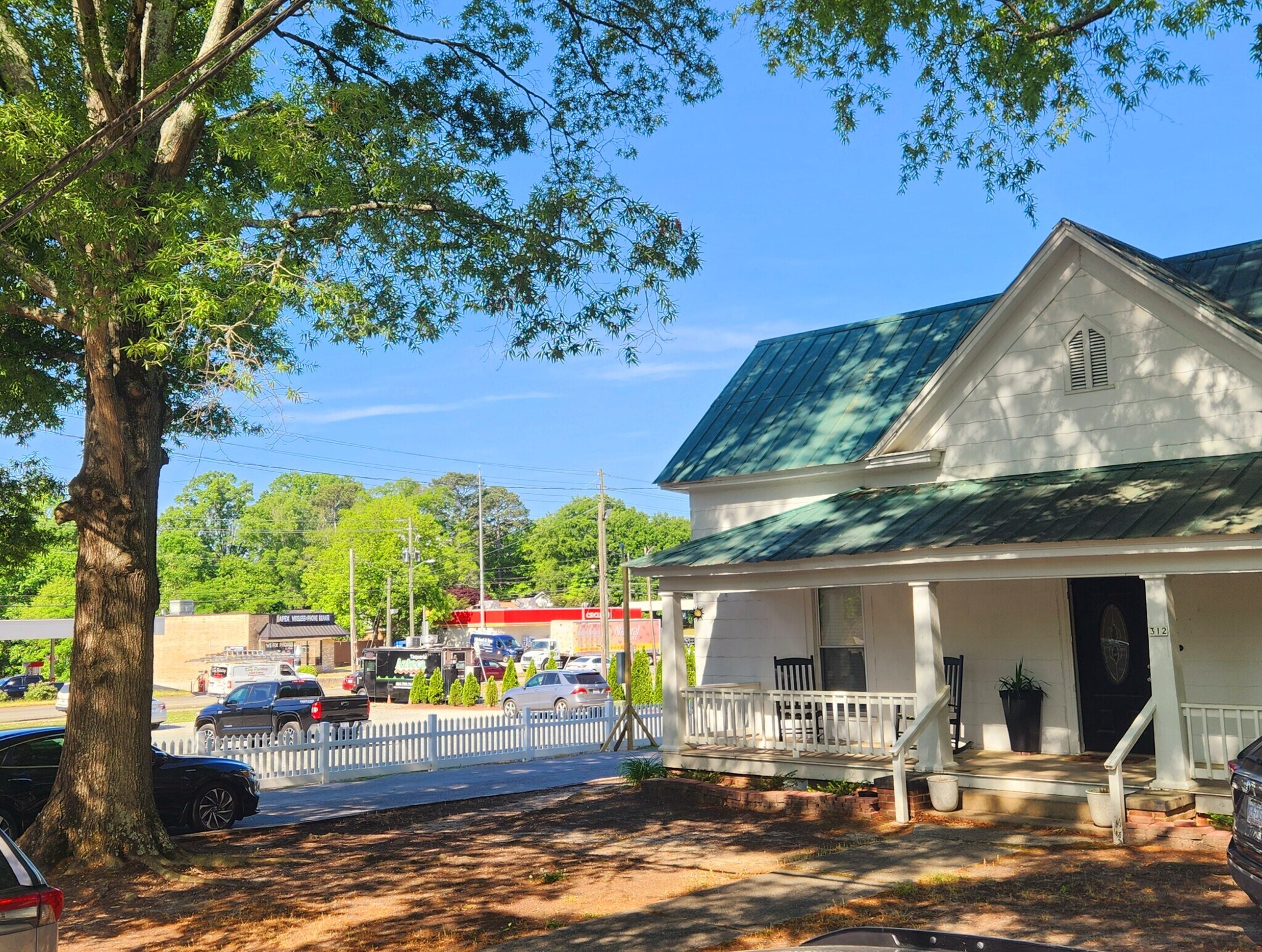 312 S Mason St, Apex, NC for Sale