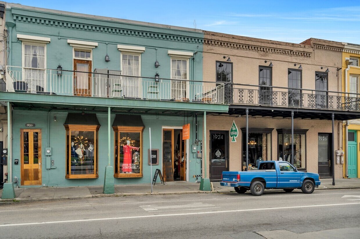 , New Orleans, LA for Sale