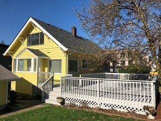 Renton, WA Residential Income - 2203 NE 10th St