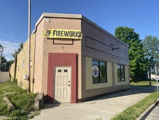 Brazil, IN Freestanding - 640 W National Ave