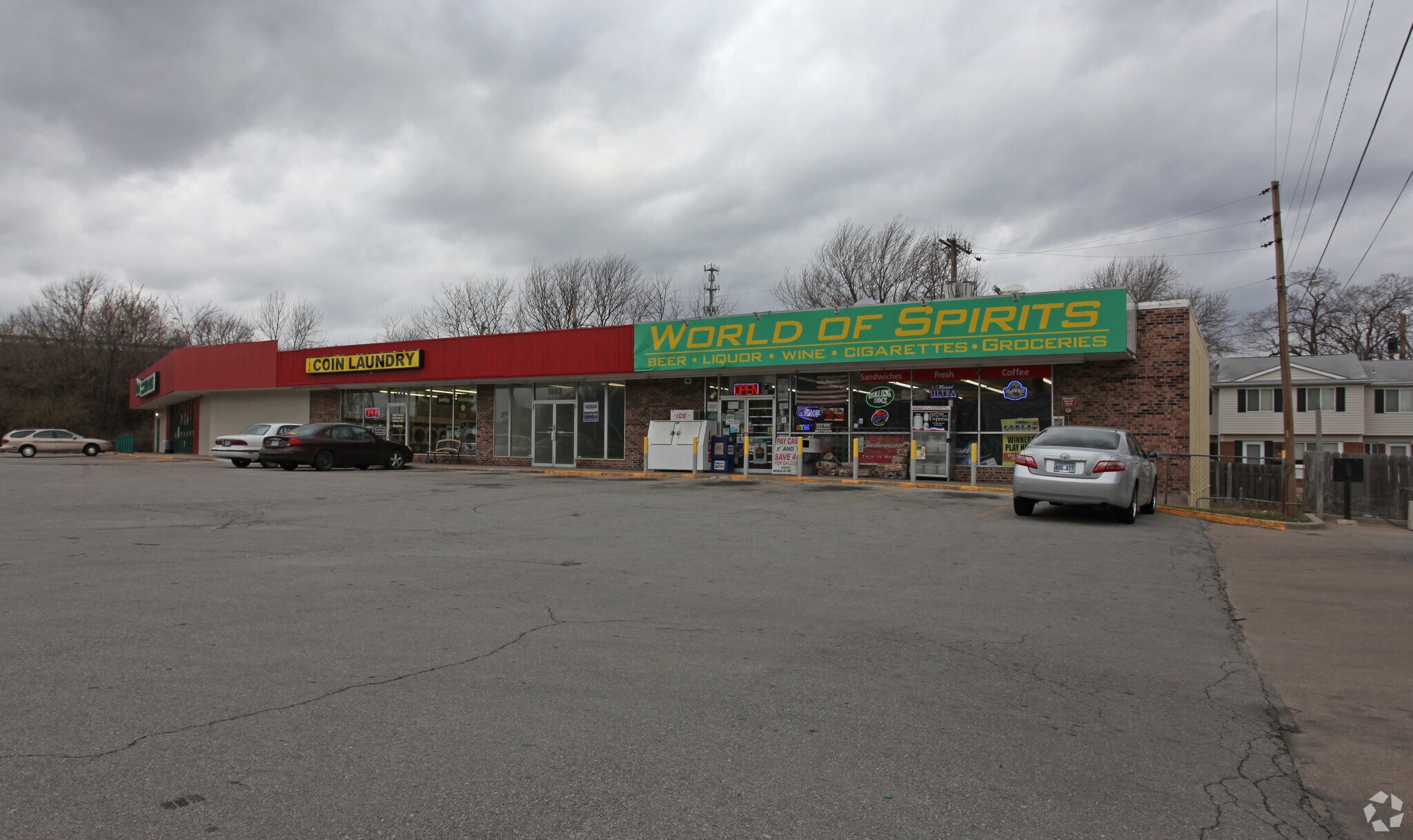 1724-1804 NE Parvin Rd, Kansas City, MO for Rent