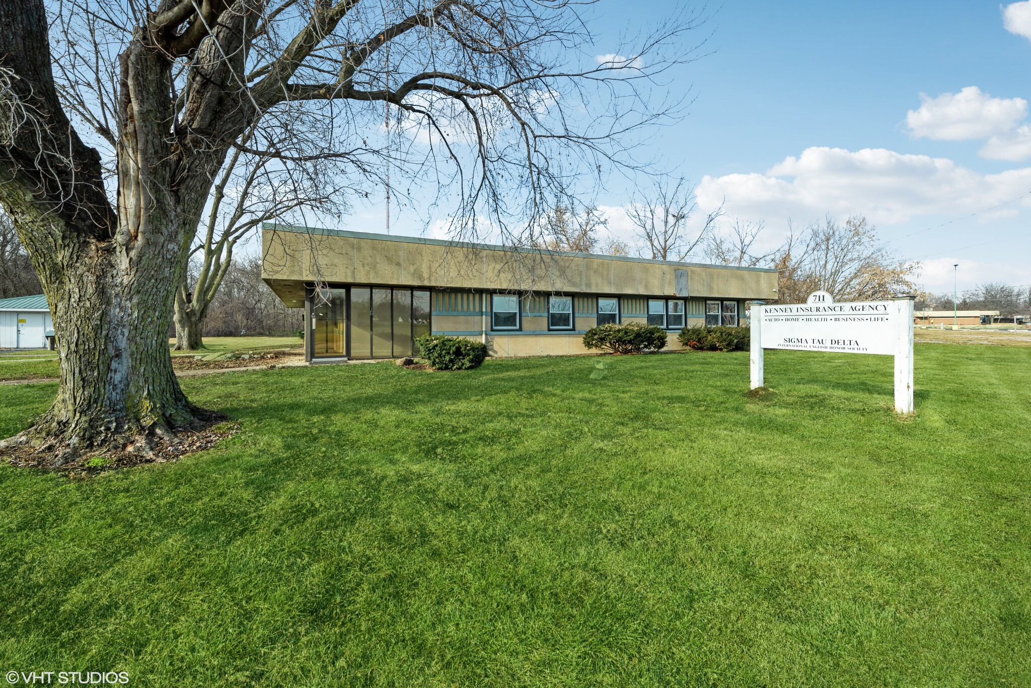 711 N 1st St, Dekalb, IL for Rent