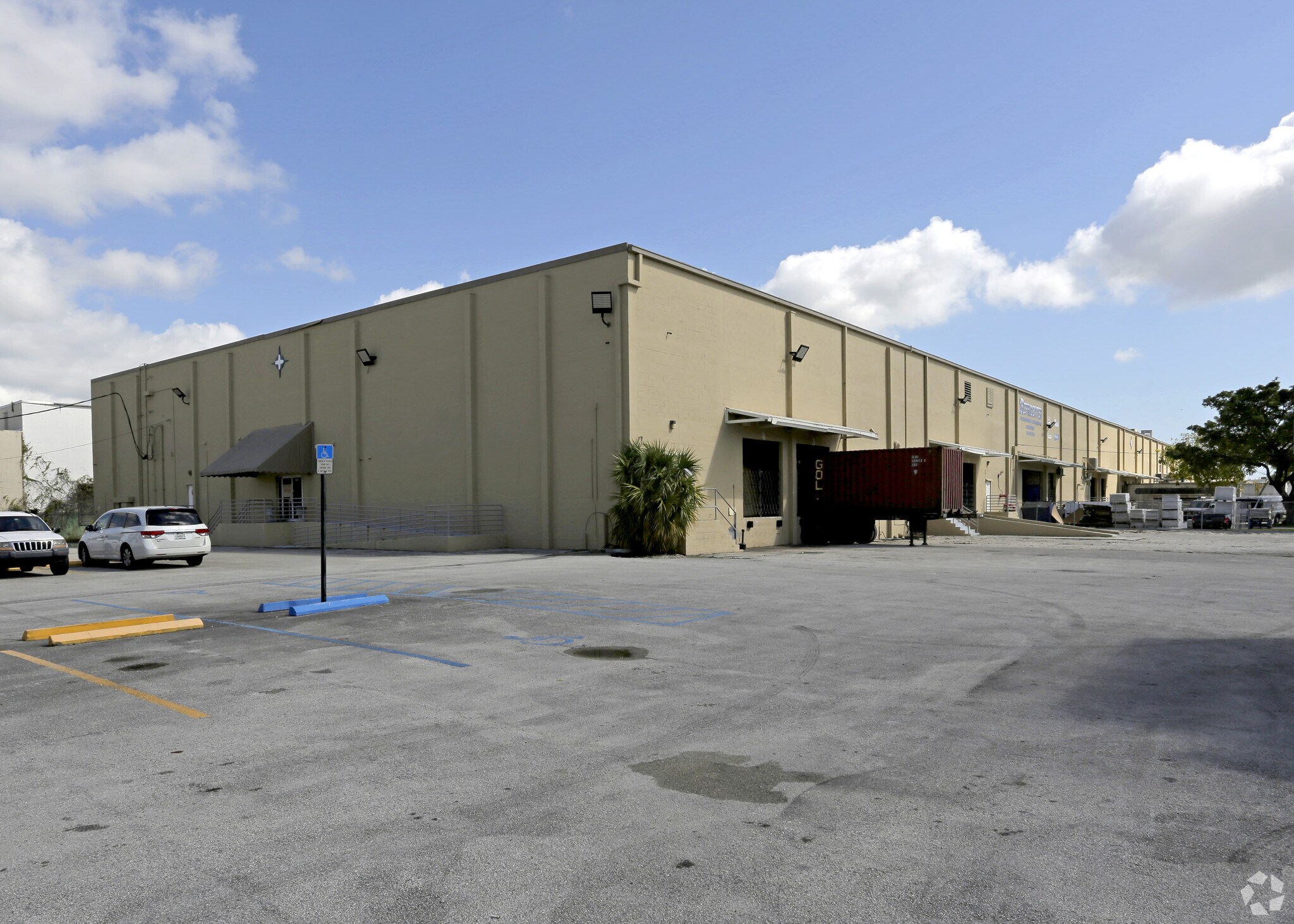27-57 NE 179th St, Miami, FL for Rent