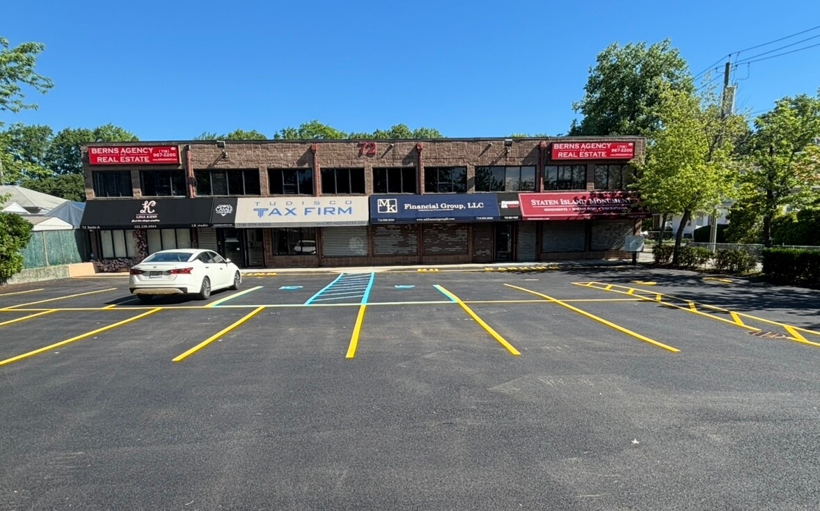 72 Sharrott Ave, Staten Island, NY for Rent