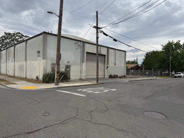 2 W Worth St, Stockton, CA for Rent