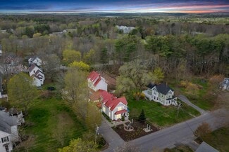 Freeport, ME Hospitality - 11 Holbrook St