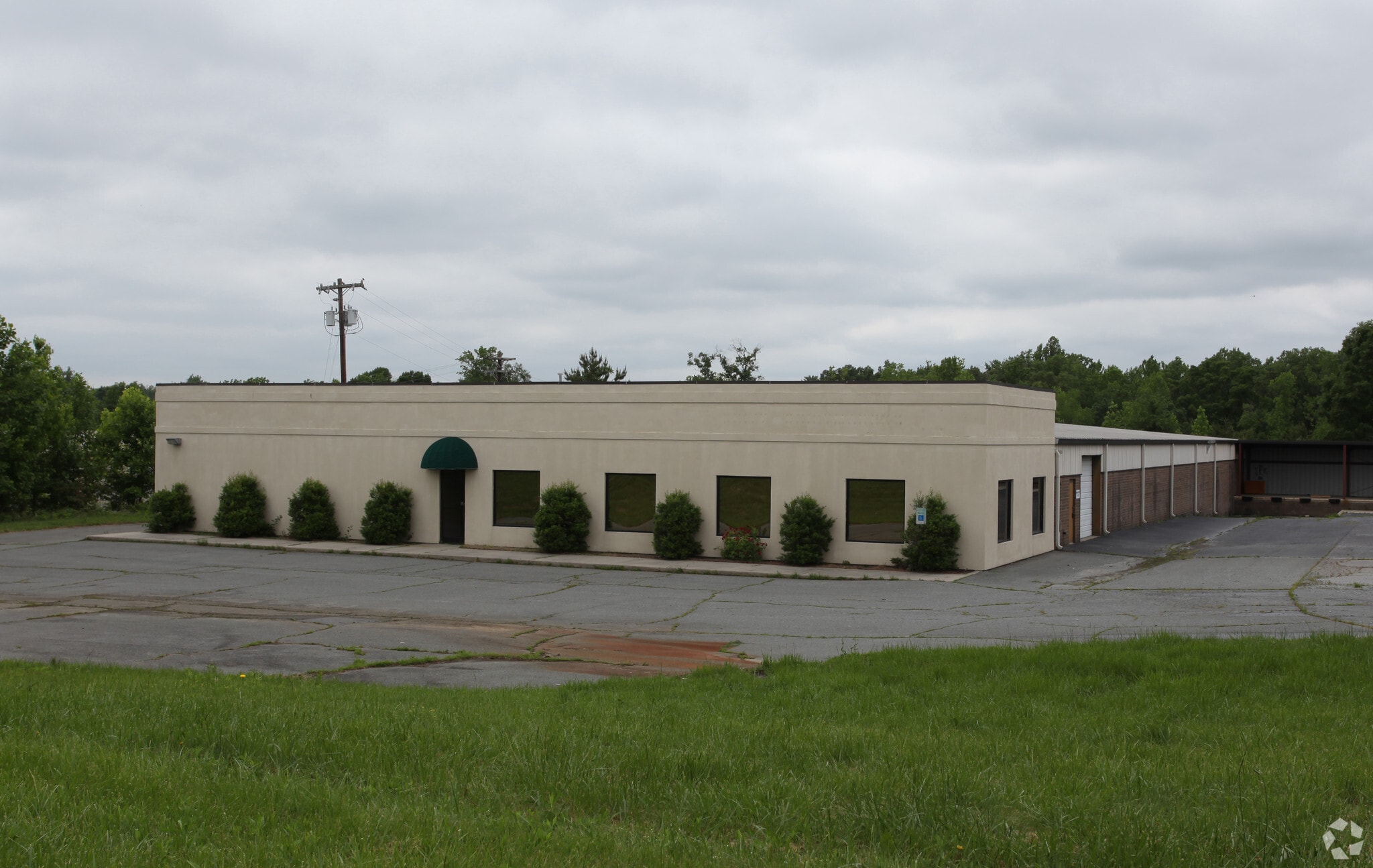 13 Stanley Dr, Thomasville, NC for Rent