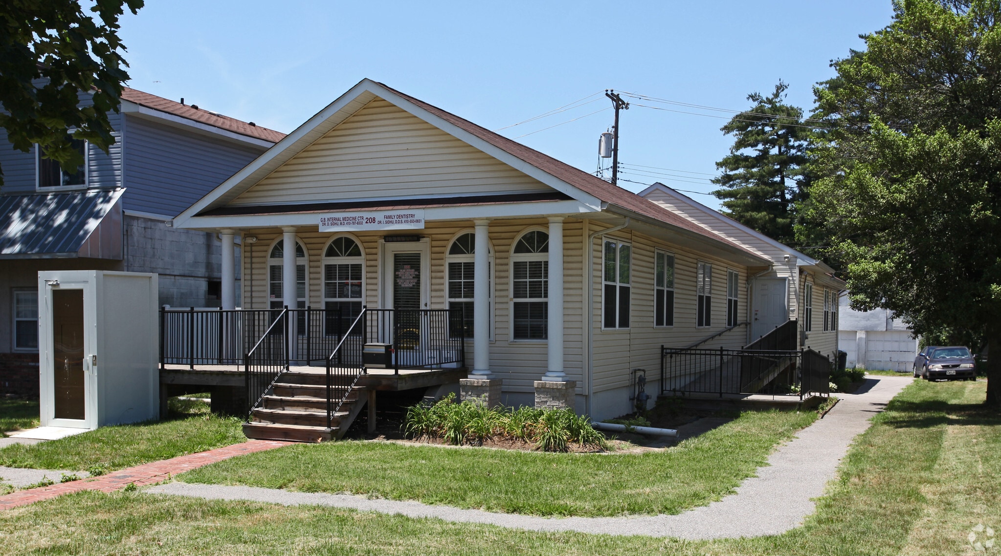 208 Crain Hwy S, Glen Burnie, MD for Rent