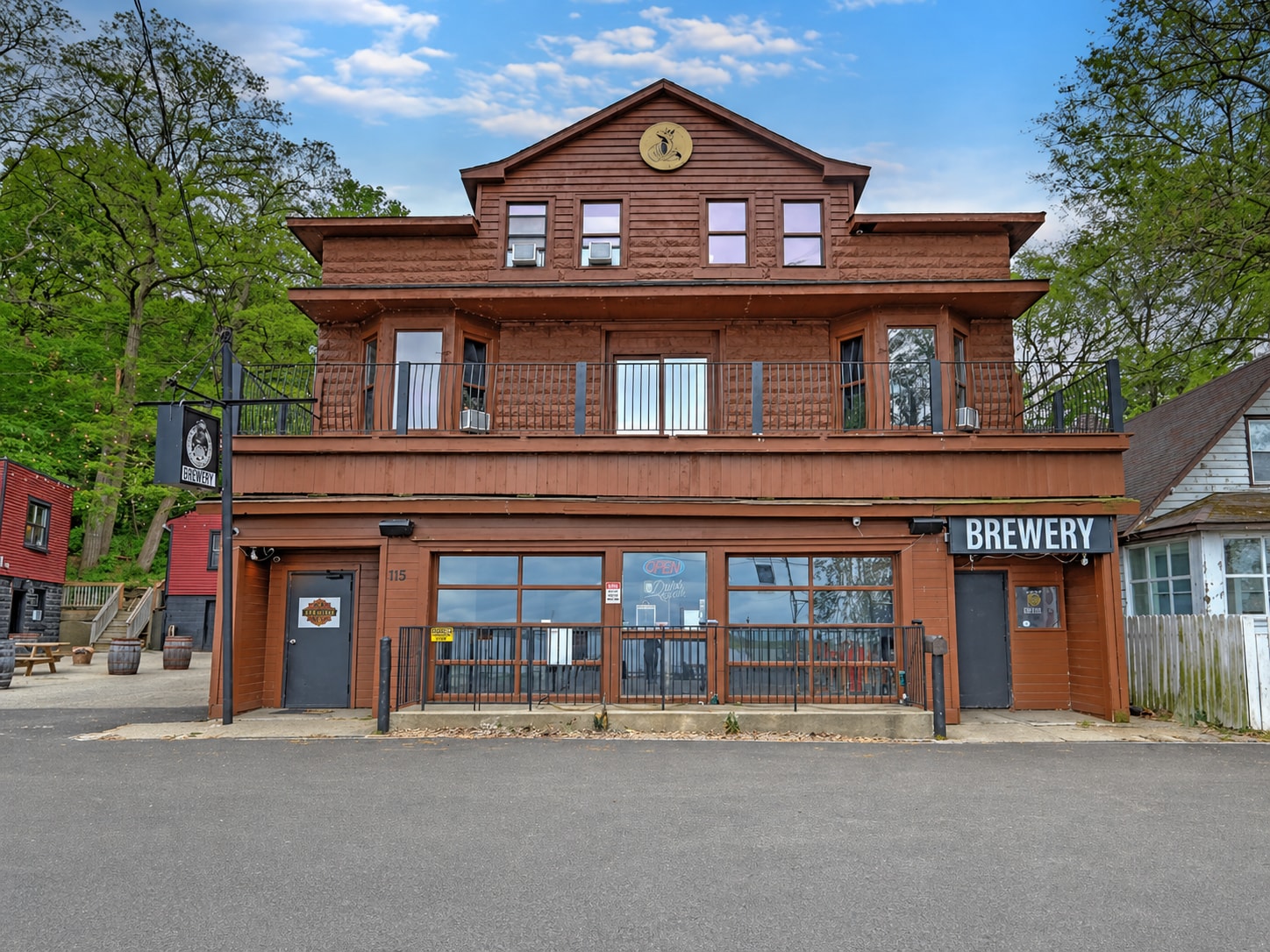 115 Nippersink Blvd, Fox Lake, IL for Sale