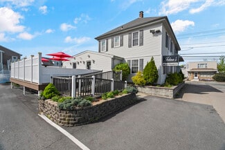 Johnston, RI Restaurant - 659 Killingly St