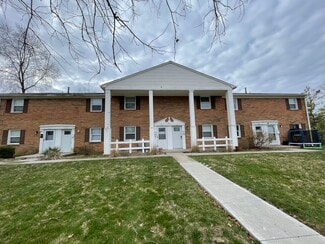 Indianapolis, IN Multi-Family - 12-Unit Apartment Complex