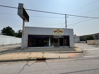 South Bend, IN Freestanding - 202 Dixie Way N