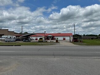 Skiatook, OK Retail - 204 W Rogers Blvd