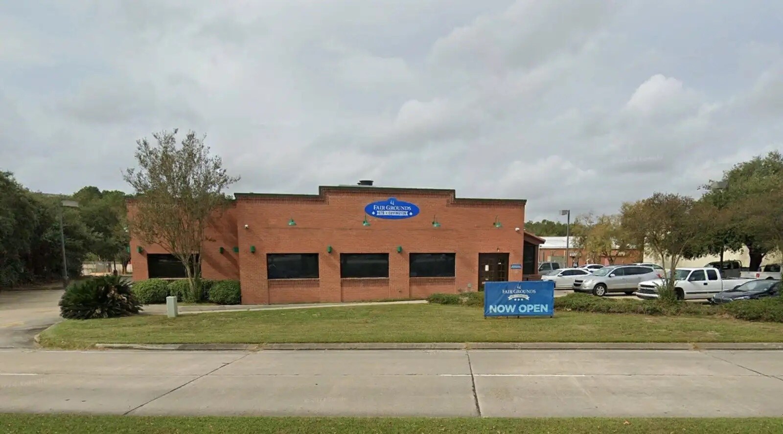 315 N Highway 190, Covington, LA for Rent